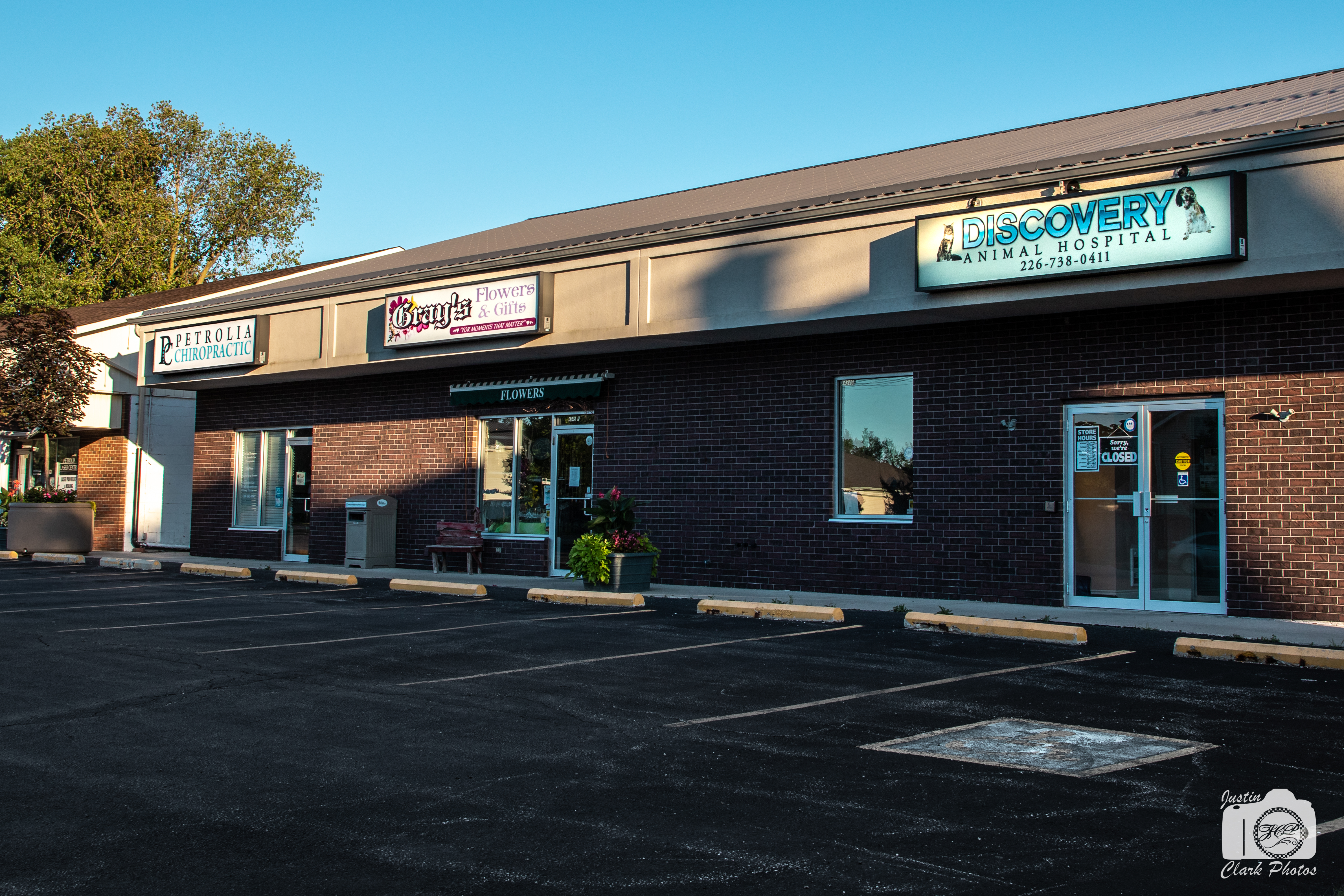 Town of Petrolia Gray’s Flowers & Gifts